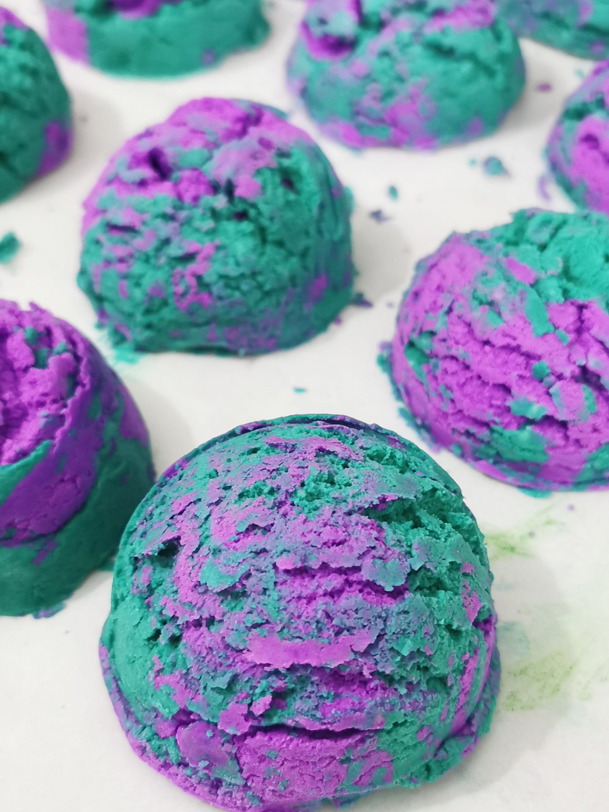 Purple and Teal Ocean Breeze Bubble Bar Ice cream Scoops